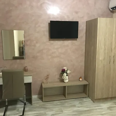 флама резидентс Hotel *